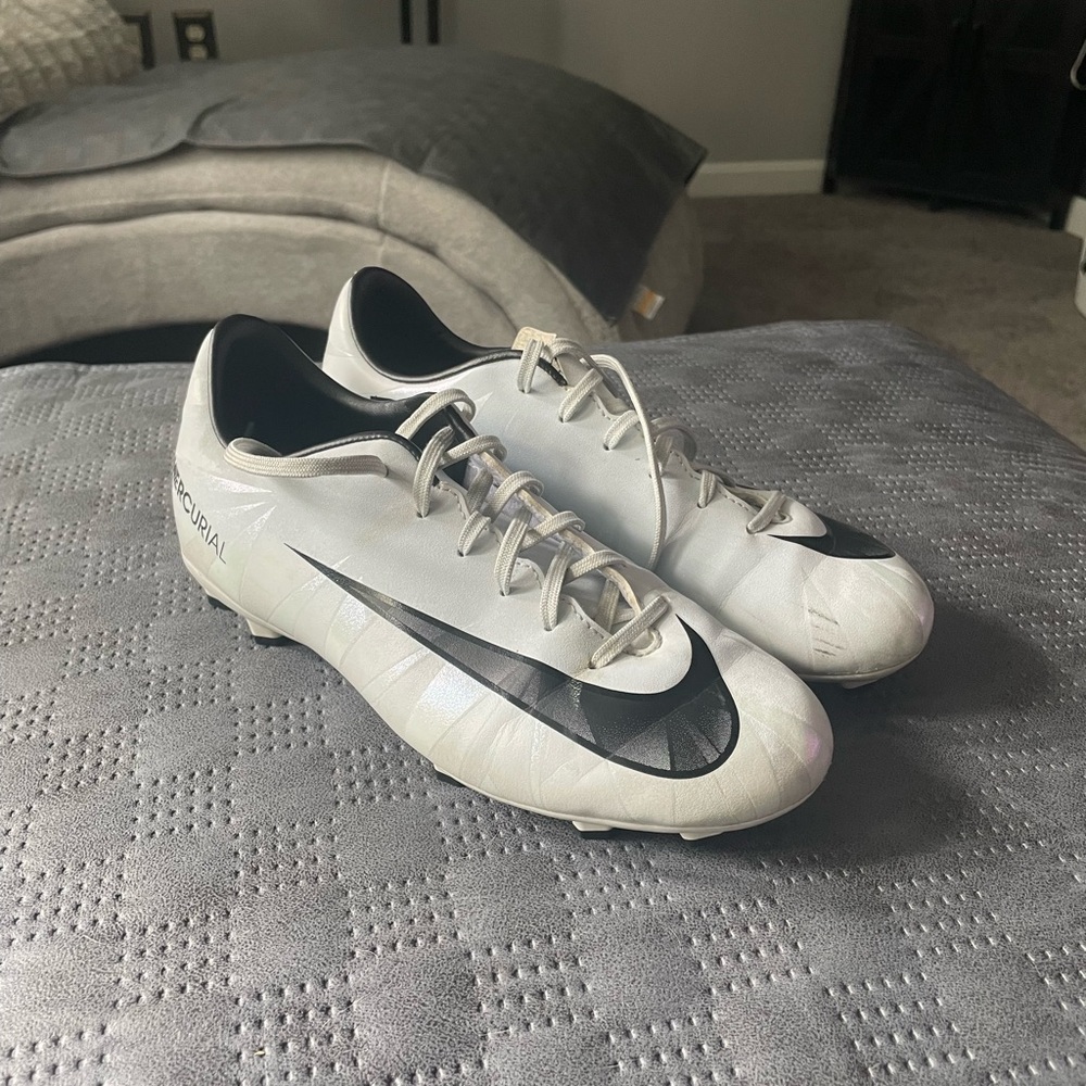 Nike Mercurial Victory 6 CR7 Soccer Cleat